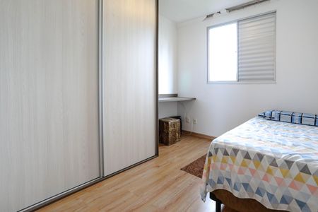 Quarto 1 de apartamento para alugar com 2 quartos, 48m² em Vila Mogilar, Mogi das Cruzes