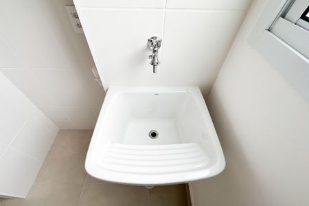 Apartamento para alugar com 55m², 2 quartos e 1 vagaÁrea de Serviço