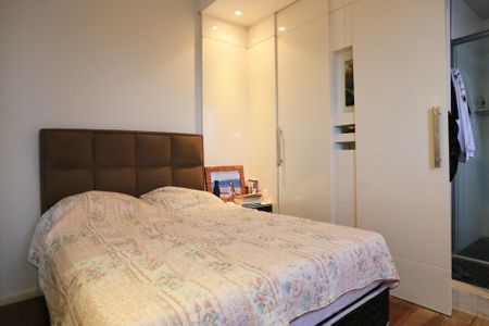 Apartamento para alugar com 80m², 3 quartos e 2 vagas Apartamento para alugar com 80m², 3 quartos e 2 vagasSuíte