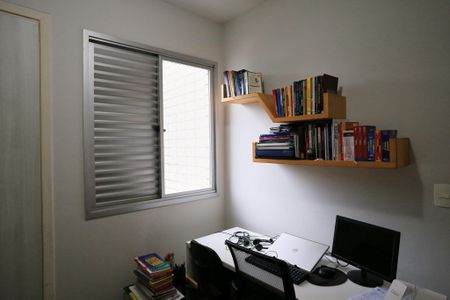 Apartamento para alugar com 80m², 3 quartos e 2 vagas Apartamento para alugar com 80m², 3 quartos e 2 vagasQuarto