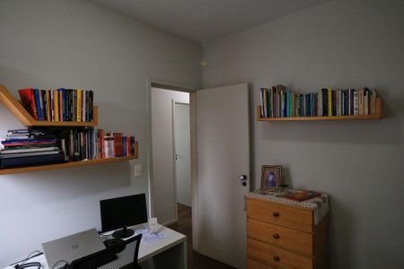 Apartamento para alugar com 80m², 3 quartos e 2 vagas Apartamento para alugar com 80m², 3 quartos e 2 vagasQuarto