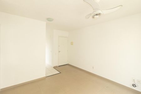 Sala de apartamento para alugar com 2 quartos, 44m² em Campo Grande, Rio de Janeiro