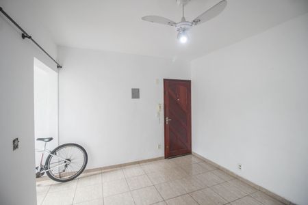 Apartamento para alugar com 55m², 2 quartos e 4 vagasSala