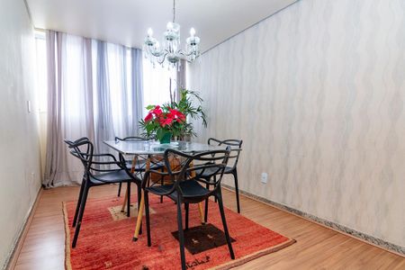 Sala de apartamento à venda com 3 quartos, 80m² em Calafate, Belo Horizonte