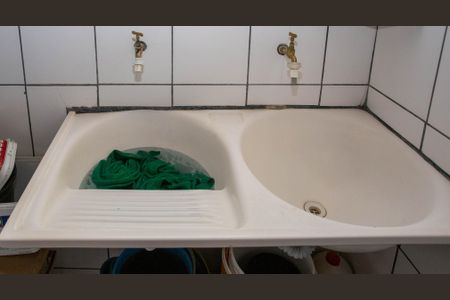 Casa à venda com 120m², 4 quartos e 1 vagaÁrea de Serviço Casa 2