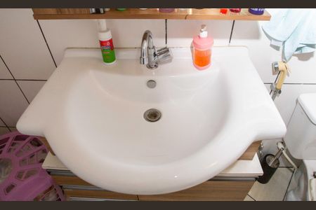 Casa à venda com 120m², 4 quartos e 1 vagaBanheiro da Suíte Casa 2