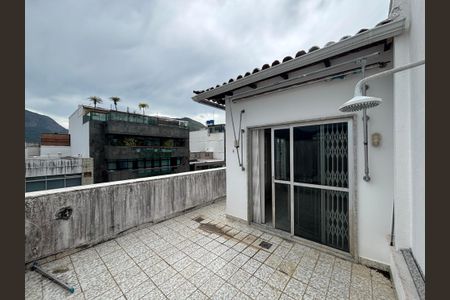 Apartamento à venda com 140m², 4 quartos e 2 vagasCobertura