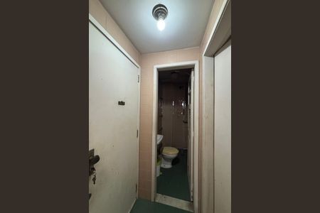 Apartamento à venda com 140m², 4 quartos e 2 vagasÁrea de serviço - banheiro