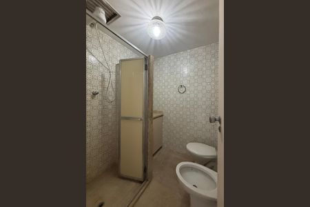 Apartamento à venda com 140m², 4 quartos e 2 vagasSuíte 1 - banheiro