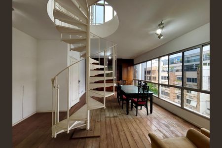 Apartamento à venda com 140m², 4 quartos e 2 vagasSala