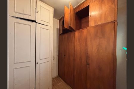 Apartamento à venda com 140m², 4 quartos e 2 vagasÁrea de serviço - quarto