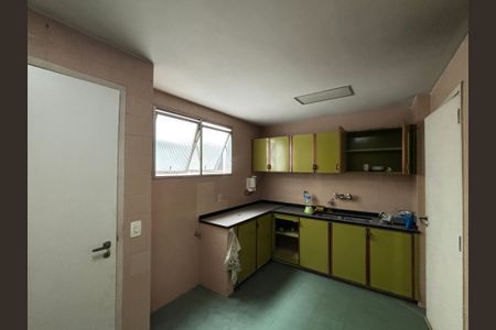Apartamento à venda com 140m², 4 quartos e 2 vagasCozinha