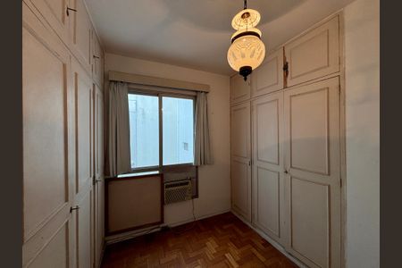 Apartamento à venda com 140m², 4 quartos e 2 vagasQuarto 1