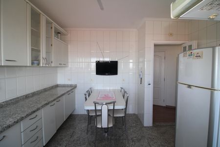 Apartamento para alugar com 115m², 3 quartos e 2 vagasCozinha