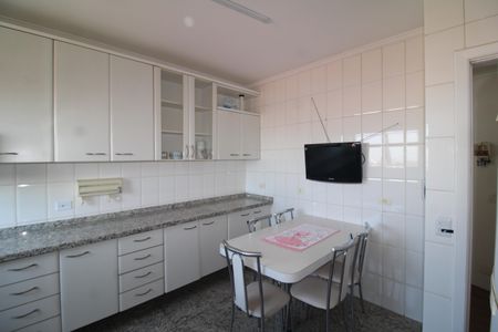 Apartamento para alugar com 115m², 3 quartos e 2 vagasCozinha