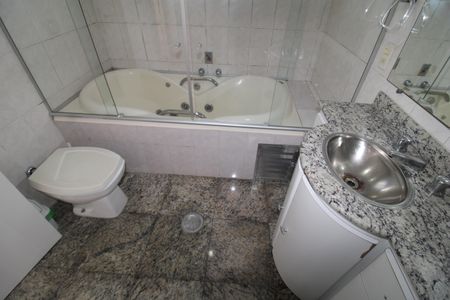 Apartamento para alugar com 115m², 3 quartos e 2 vagasBanheiro 1