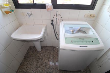 Apartamento para alugar com 115m², 3 quartos e 2 vagasÁrea de Serviço