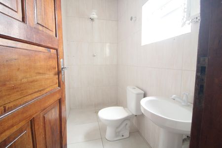 Banheiro de casa para alugar com 2 quartos, 100m² em Vila do Castelo, São Paulo