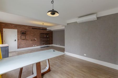 Sala de apartamento para alugar com 2 quartos, 93m² em Vila Olímpia, São Paulo