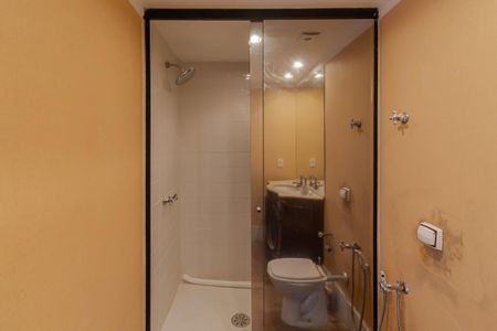 Banheiro de apartamento para alugar com 2 quartos, 93m² em Vila Olímpia, São Paulo