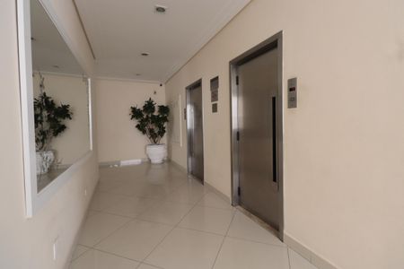 Apartamento para alugar com 63m², 2 quartos e 2 vagasElevadores