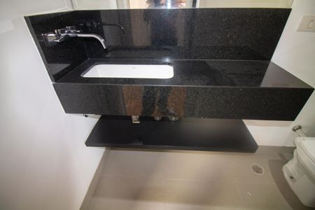 Apartamento para alugar com 93m², 2 quartos e 1 vagaBanheiro 2