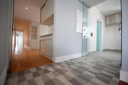 Apartamento à venda com 245m², 3 quartos e 3 vagas