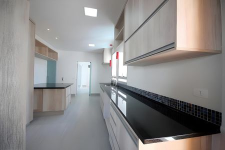 Apartamento à venda com 245m², 3 quartos e 3 vagas