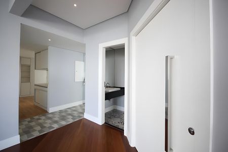 Apartamento à venda com 245m², 3 quartos e 3 vagas