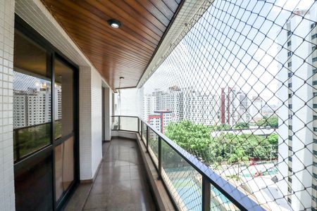 Apartamento à venda com 145m², 3 quartos e 3 vagasVaranda da Sala