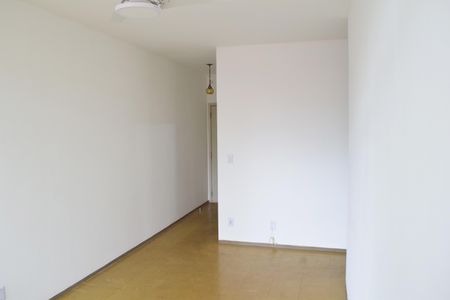 Apartamento para alugar com 47m², 1 quarto e 1 vagaSala