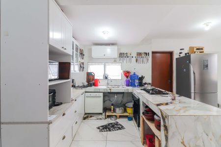 Casa para alugar com 110m², 3 quartos e 1 vaga Casa para alugar com 110m², 3 quartos e 1 vagaSala / Cozinha