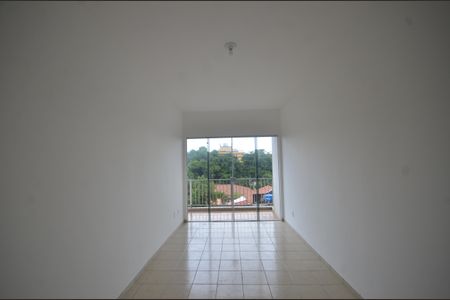 Sala de apartamento para alugar com 2 quartos, 95m² em Praça Seca, Rio de Janeiro