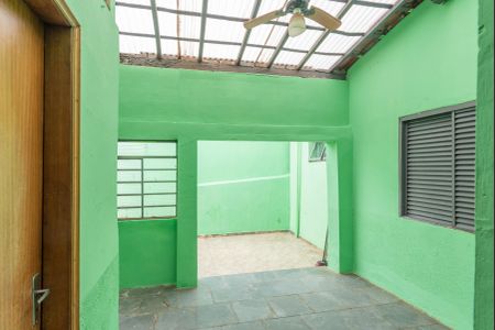 Casa à venda com 300m², 3 quartos e 4 vagasQuintal