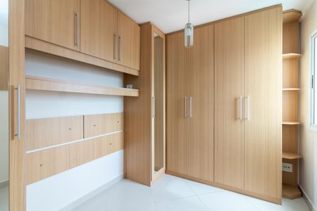 Apartamento para alugar com 74m², 3 quartos e 2 vagasSuíte