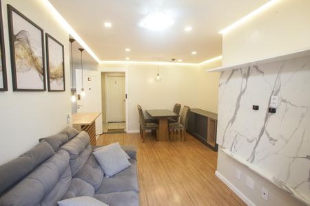 Sala de apartamento para alugar com 2 quartos, 48m² em Anil, Rio de Janeiro