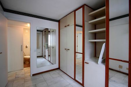 Apartamento para alugar com 83m², 2 quartos e 1 vaga