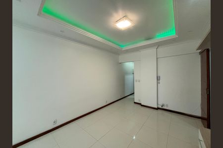 Sala de apartamento para alugar com 2 quartos, 58m² em Copacabana, Rio de Janeiro