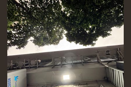 Apartamento para alugar com 58m², 2 quartos e sem vagaFachada