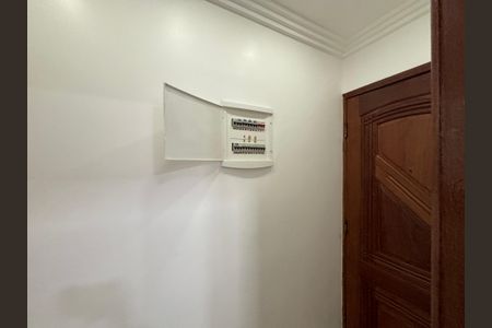 Apartamento para alugar com 58m², 2 quartos e sem vagaCozinha/ área de serviço - painel de luz