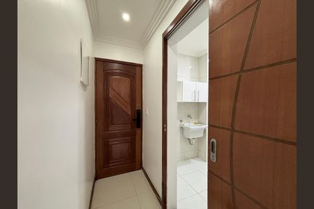Apartamento para alugar com 58m², 2 quartos e sem vagaCozinha/ área de serviço - Hall de acesso - entrada