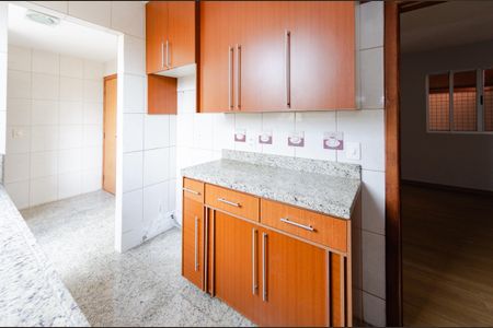 Apartamento para alugar com 110m², 3 quartos e 2 vagas Apartamento para alugar com 110m², 3 quartos e 2 vagasCozinha