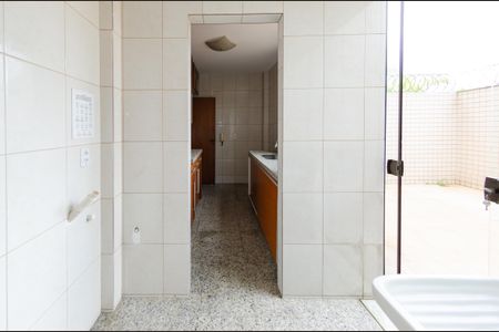 Apartamento para alugar com 110m², 3 quartos e 2 vagas Apartamento para alugar com 110m², 3 quartos e 2 vagasÁrea de serviço