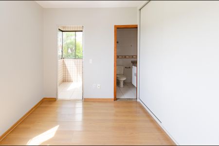 Apartamento para alugar com 110m², 3 quartos e 2 vagas Apartamento para alugar com 110m², 3 quartos e 2 vagasSuíte