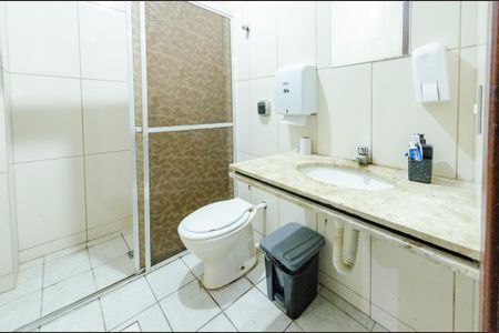 Casa para alugar com 85m², 3 quartos e sem vaga Casa para alugar com 85m², 3 quartos e sem vagaBanheiro social