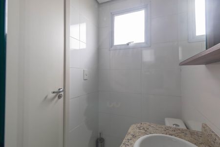 Apartamento para alugar com 60m², 2 quartos e 2 vagas Apartamento para alugar com 60m², 2 quartos e 2 vagasBanheiro da Suíte