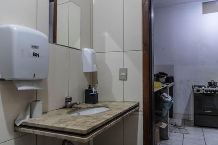 Casa para alugar com 85m², 3 quartos e sem vaga Casa para alugar com 85m², 3 quartos e sem vagaBanheiro Social