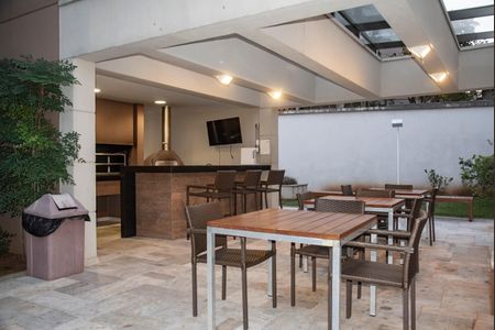Apartamento para alugar com 97m², 3 quartos e 2 vagas Apartamento para alugar com 97m², 3 quartos e 2 vagasÁrea comum - Churrasqueira