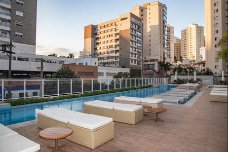 Apartamento para alugar com 97m², 3 quartos e 2 vagas Apartamento para alugar com 97m², 3 quartos e 2 vagasÁrea comum - Piscina
