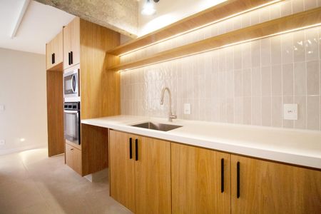 Apartamento à venda com 3 quartos, 130m² em Pinheiros, São Paulo